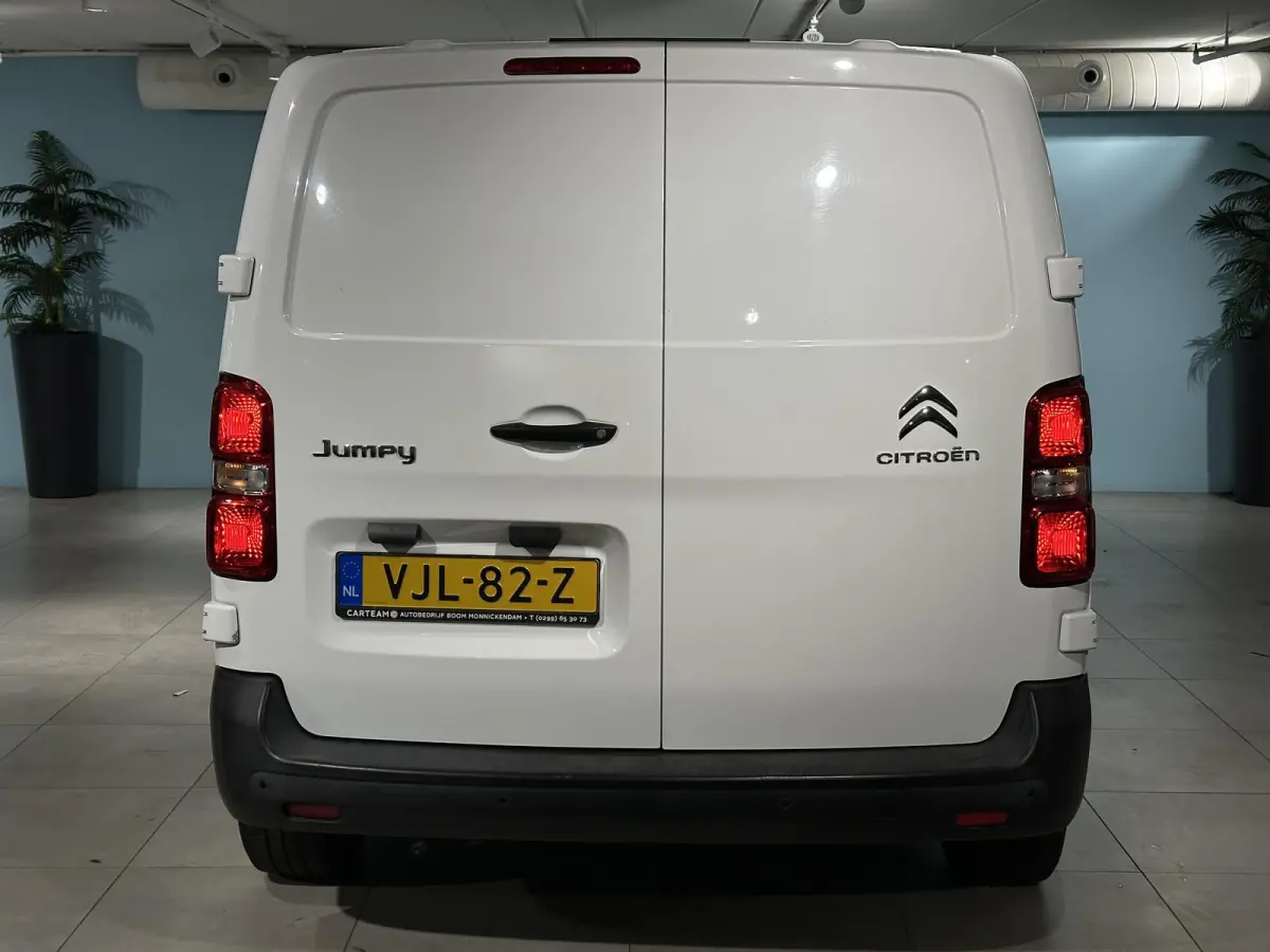1.5 BlueHDI 100 M Club | Navigatie | Airco | Parkeersensoren