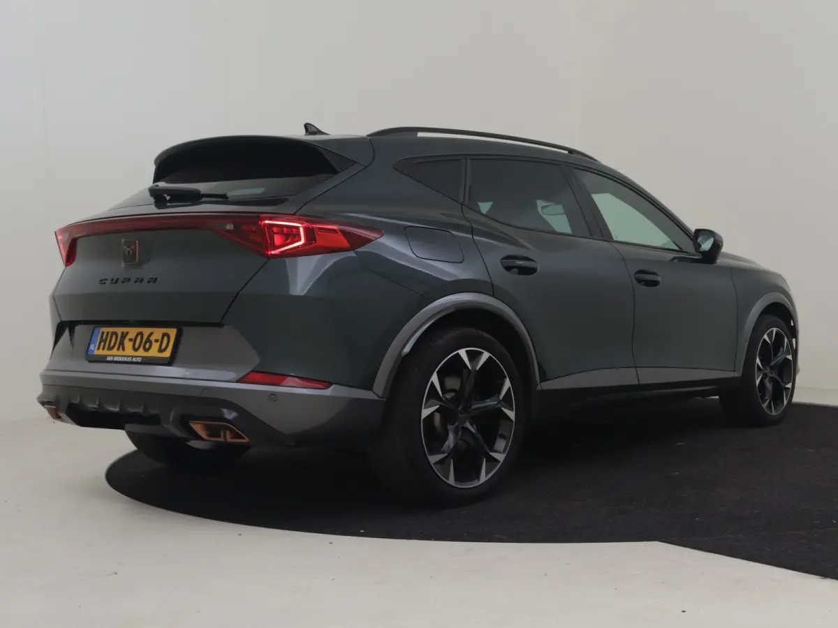 1.4 e-Hybrid VZ Performance 245PK DSG/AUTO | Camera | Cr. Control adaptief | Dodehoek detectie | Parkeer assistent  | Stoel/stuurverwarming | Elekt achterklep | App connect | Navigatie | LED