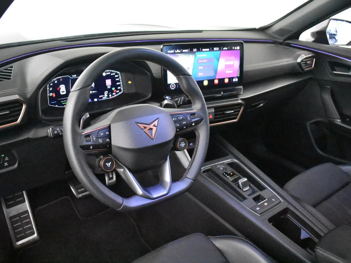 1.4 e-Hybrid VZ Performance 245PK DSG/AUTO | Camera | Cr. Control adaptief | Dodehoek detectie | Parkeer assistent  | Stoel/stuurverwarming | Elekt achterklep | App connect | Navigatie | LED