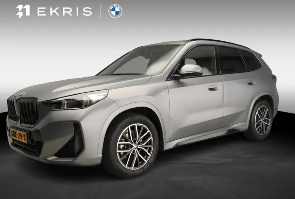 sDrive18i | M-Sportpakket | LED | Navigatie | Panoramadak | Sportstoelen | Elektr. zetels | DAB | Alu 18 inch