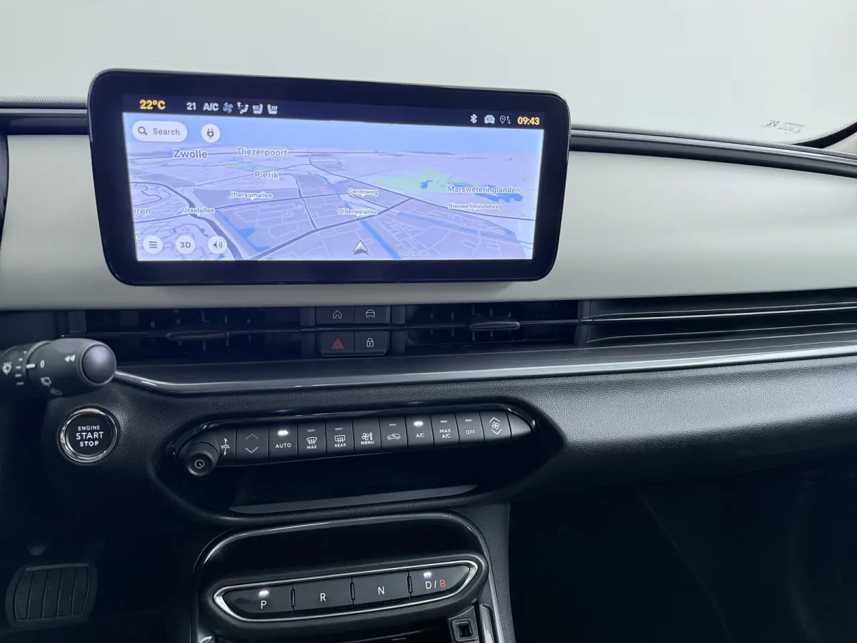 La Prima | 10,25" touchscreen radio met Bluetooth, DAB & USB | Automatische airconditioning | Extra getint glas achter