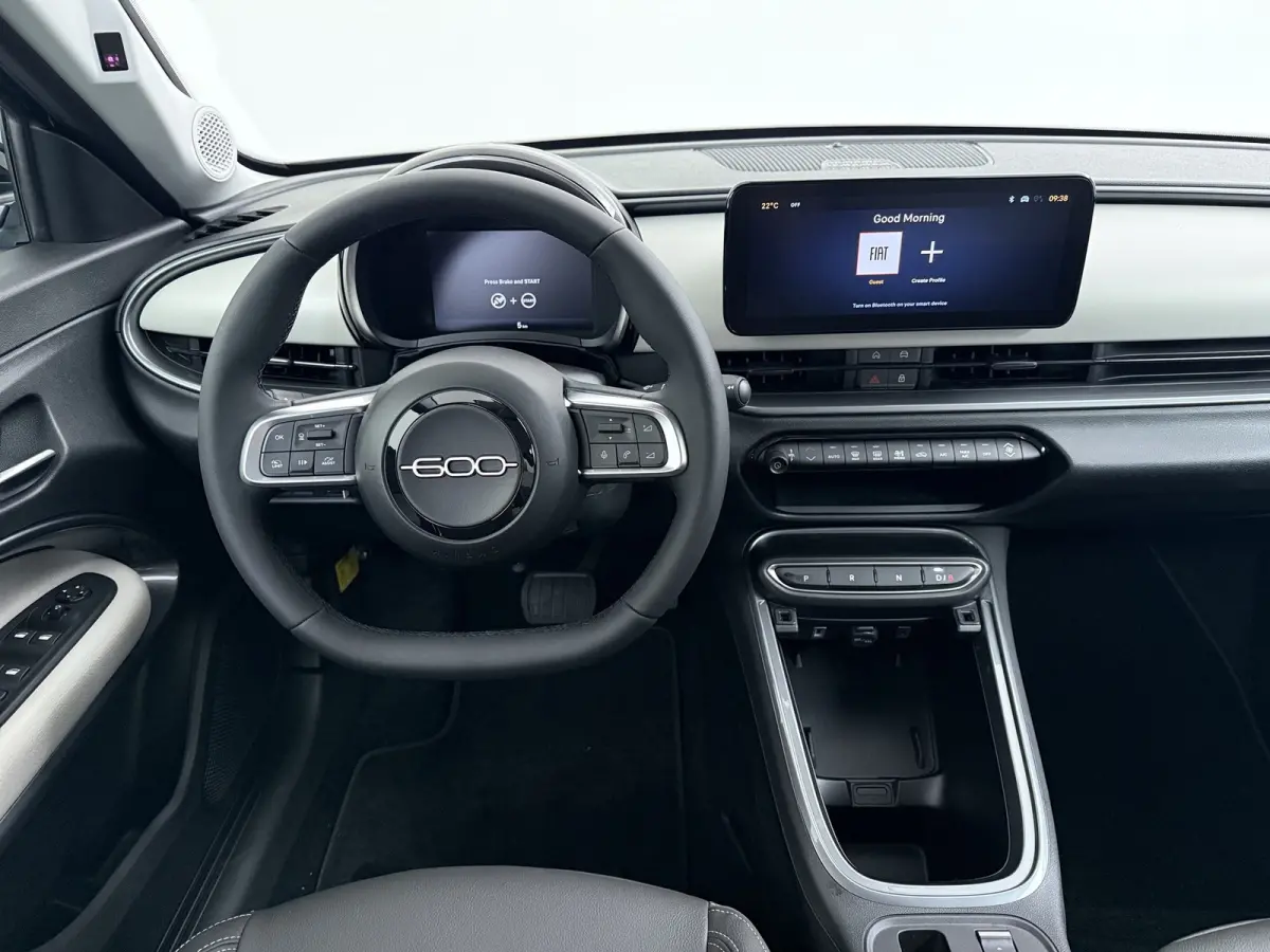 La Prima | 10,25" touchscreen radio met Bluetooth, DAB & USB | Automatische airconditioning | Extra getint glas achter