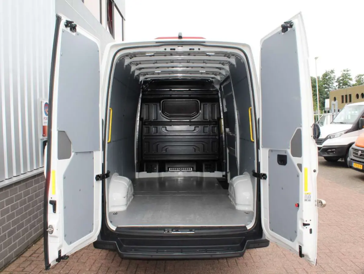 2.0 TDI L3H3 Airco/Cam/PDC