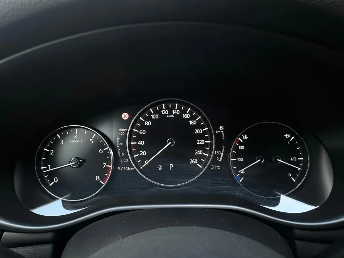 2.0 e-SkyActiv-G M Hybrid, Automaat, Head-Up, Keyless, Navi, Camera, Trekhaak, Stoel/ Stuurverw, NAP