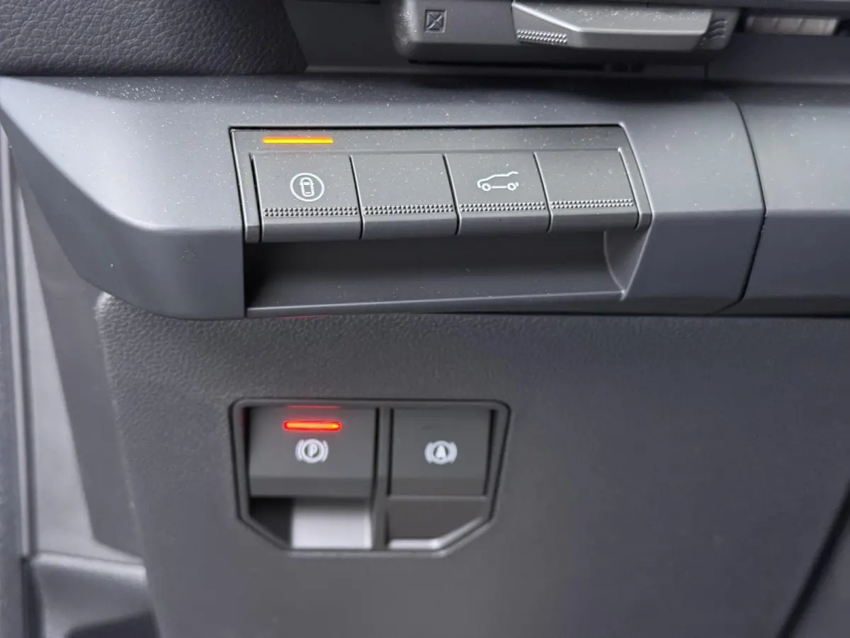 Intense+ 87 kWh | € 3.000 Korting! | 360° Camera | Adaptive Cruise Control | Climate Control | Elektrische Kofferklep | Google Navigatie | Parkeer Assistent | Stoel- en Stuurverwarming