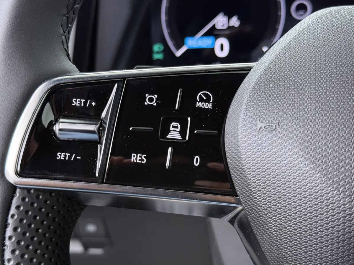 Intense+ 87 kWh | € 3.000 Korting! | 360° Camera | Adaptive Cruise Control | Climate Control | Elektrische Kofferklep | Google Navigatie | Parkeer Assistent | Stoel- en Stuurverwarming