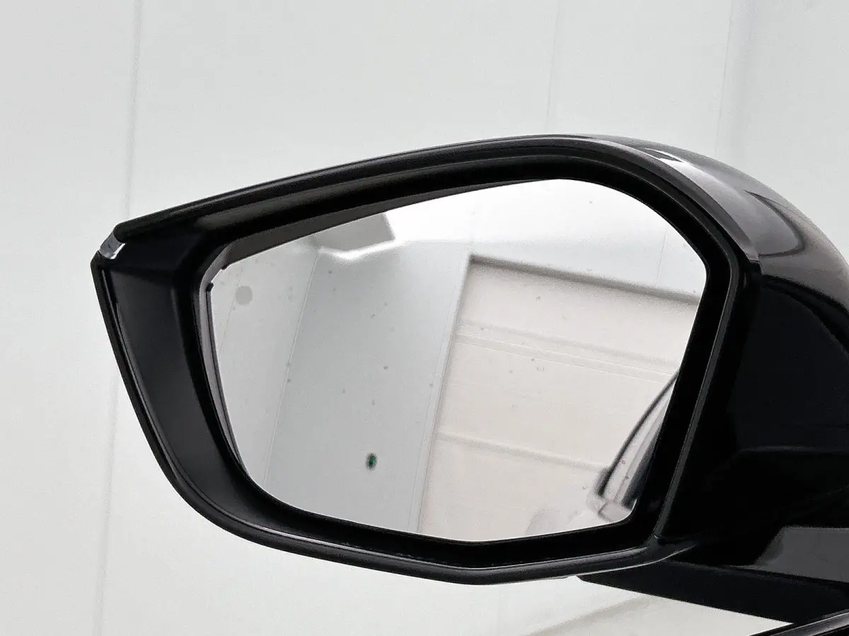Allure Hybrid 145pk Automaat | DEMO | Nieuw model! | Connected Navigation Pack | 360 Vision & Drive Assist Pack | Comfort Pack | 19" lichtmetalen velgen |