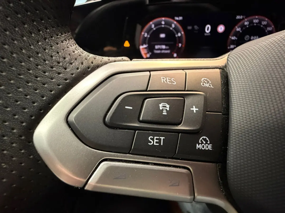 1.5 eTSI AUTOMAAT | R-LINE | 150 PK | CAR PLAY | CAMERA |