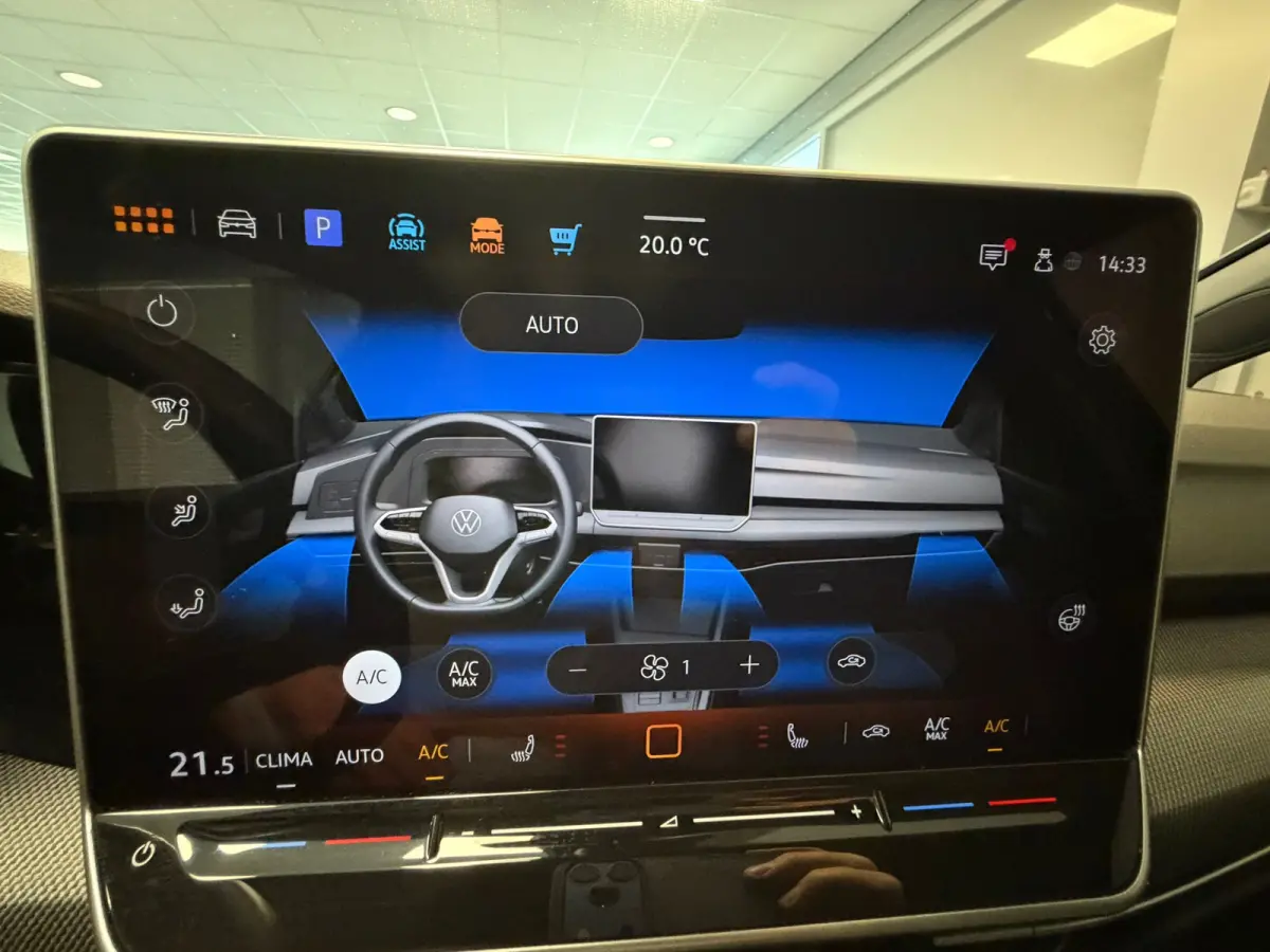 1.5 eTSI AUTOMAAT | R-LINE | 150 PK | CAR PLAY | CAMERA |