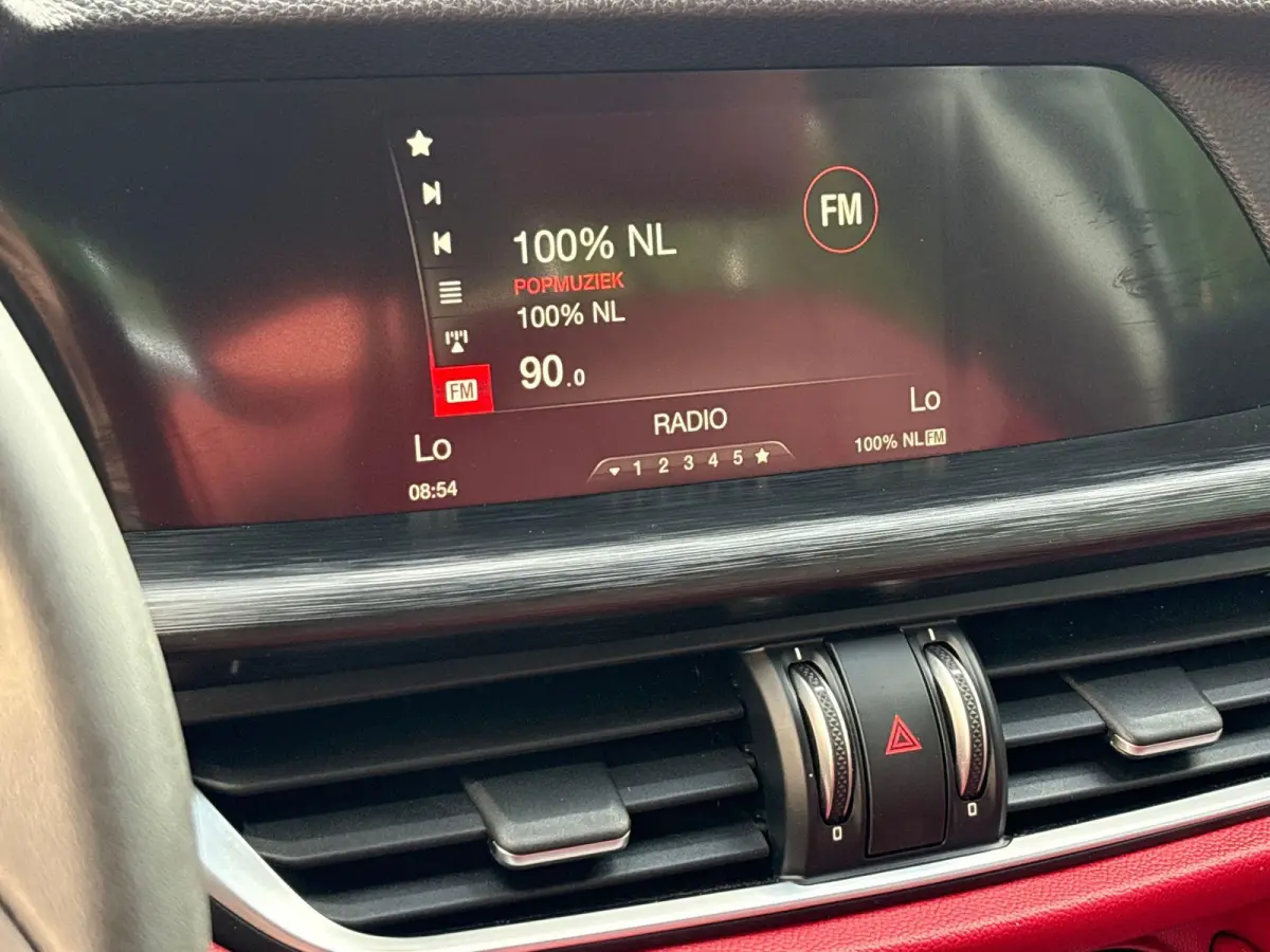 2.0 T AWD Super | Trekhaak | Navigatie |  Camera | Parkeersensoren