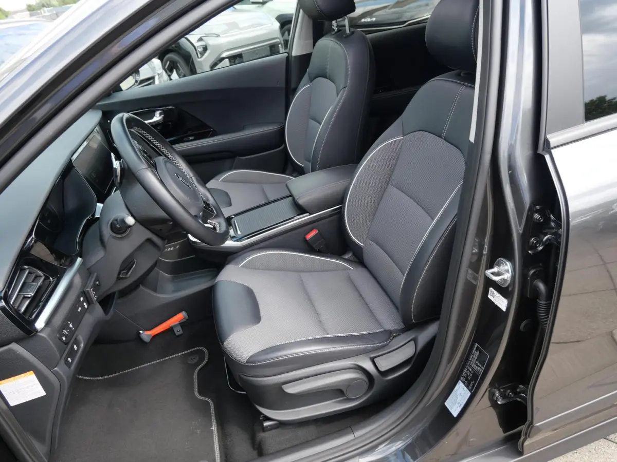 DynamicPlusLine 64 kWh | Cruise | Keyless | Navi | Schuif-kanteldak | Stoel-stuurverwarming |
