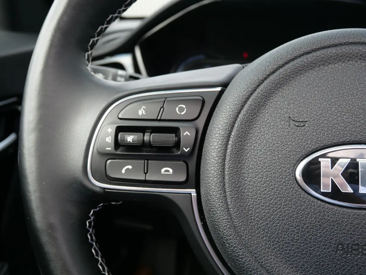 DynamicPlusLine 64 kWh | Cruise | Keyless | Navi | Schuif-kanteldak | Stoel-stuurverwarming |