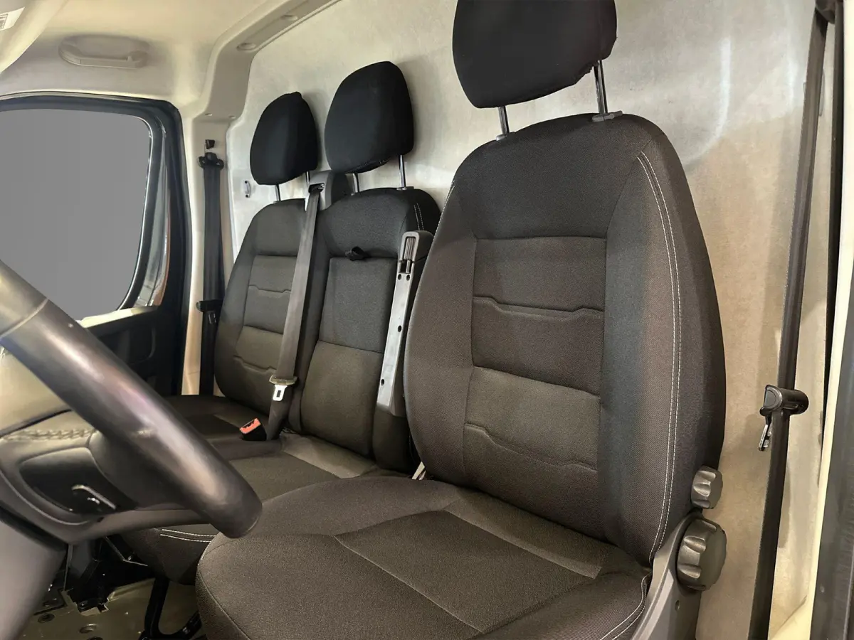 2.2D 180 S&S L2H2 3.5t | Automaat | Navigatie | Climate control | Trekhaak | Zeer compleet! | Demo Sale