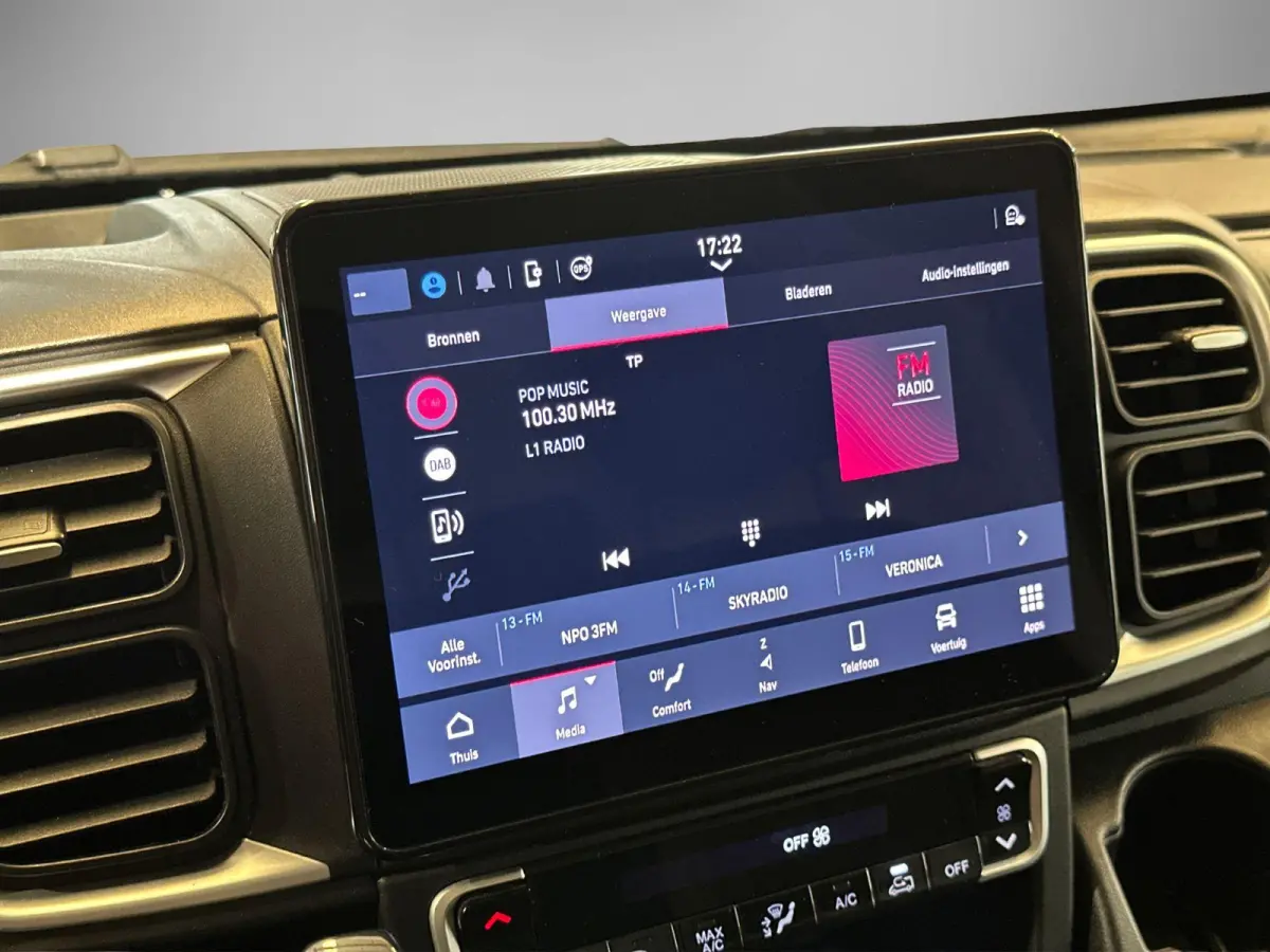 2.2D 180 S&S L2H2 3.5t | Automaat | Navigatie | Climate control | Trekhaak | Zeer compleet! | Demo Sale