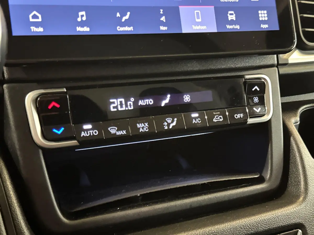 2.2D 180 S&S L2H2 3.5t | Automaat | Navigatie | Climate control | Trekhaak | Zeer compleet! | Demo Sale