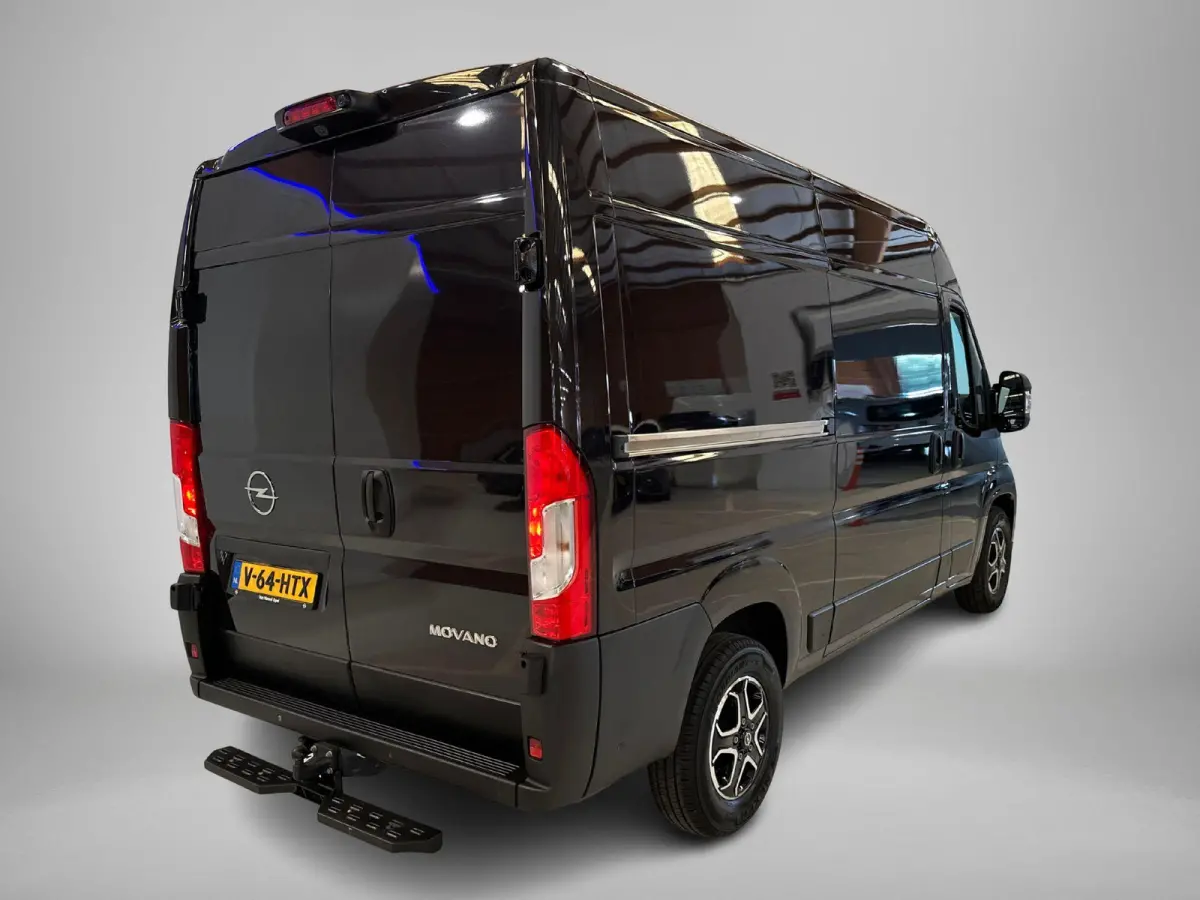 2.2D 180 S&S L2H2 3.5t | Automaat | Navigatie | Climate control | Trekhaak | Zeer compleet! | Demo Sale