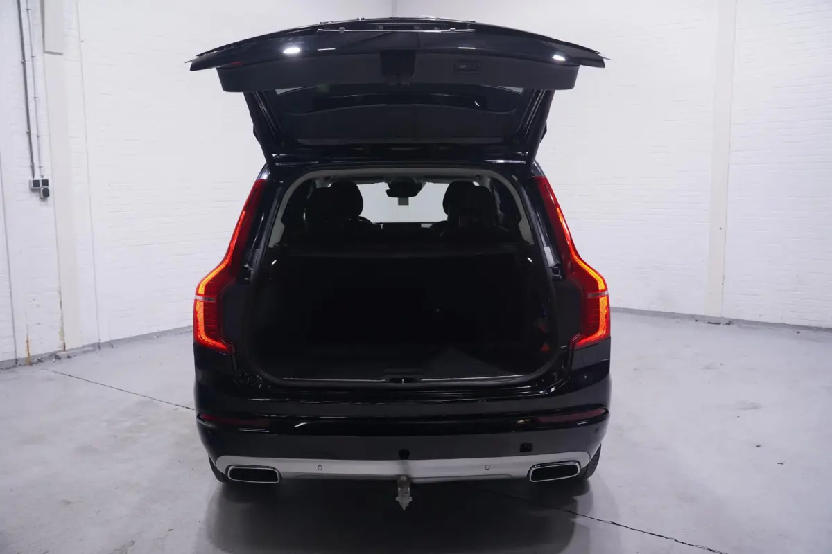 2.0 B5 AWD Inscription Intro Edition navigatie ACC camera nw.prijs 95168.- Apple-carplay ECC wegklapbare trekhaak PDC v+a LED-verlichting Drivers-assist electrische achterklep stoelverwarmin
