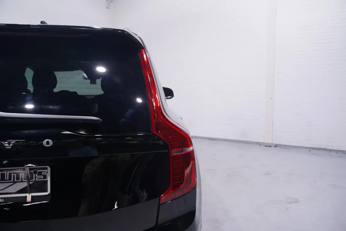 2.0 B5 AWD Inscription Intro Edition navigatie ACC camera nw.prijs 95168.- Apple-carplay ECC wegklapbare trekhaak PDC v+a LED-verlichting Drivers-assist electrische achterklep stoelverwarmin