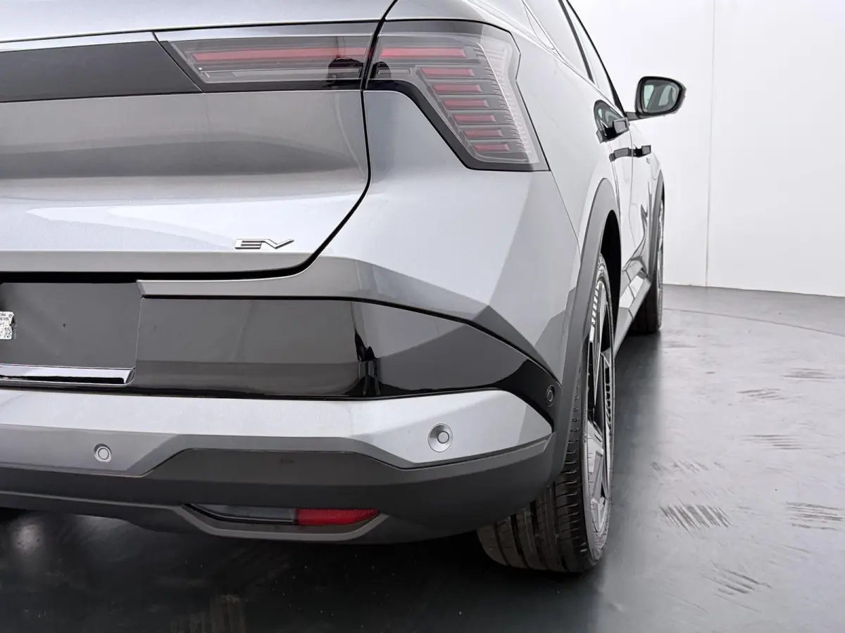 Intense+ 87 kWh | € 3.000 Korting! | 360° Camera | Adaptive Cruise Control | Climate Control | Elektrische Kofferklep | Google Navigatie | Parkeer Assistent | Stoel- en Stuurverwarming