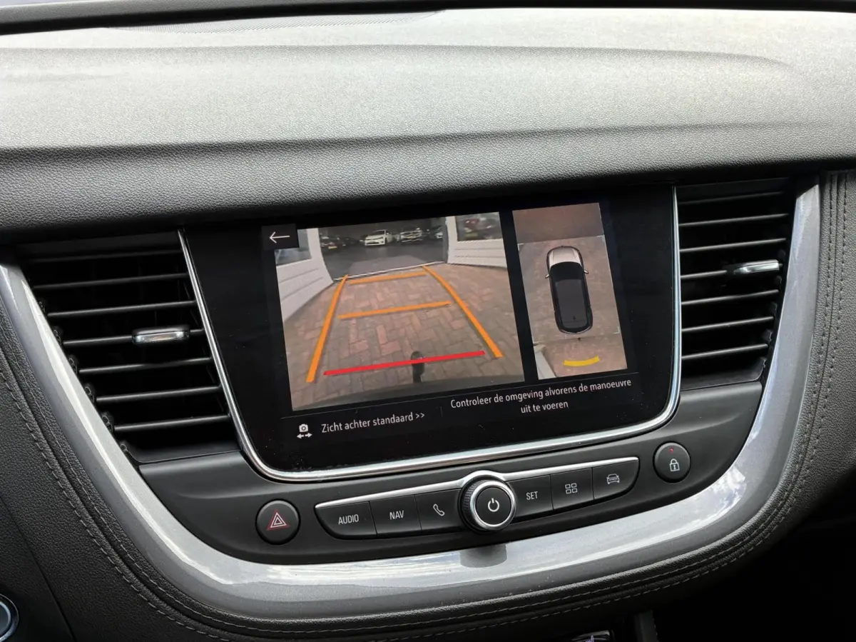 1.2 Turbo Innovation Led Carplay Cruise Pdc Eerste Eigenaar Vol Opties trekhaak 360 Camera Stof|Leer Uniek 20555 KM Gereden Nieuwstaat Dealer Onderhouden incl 12 maanden garantie