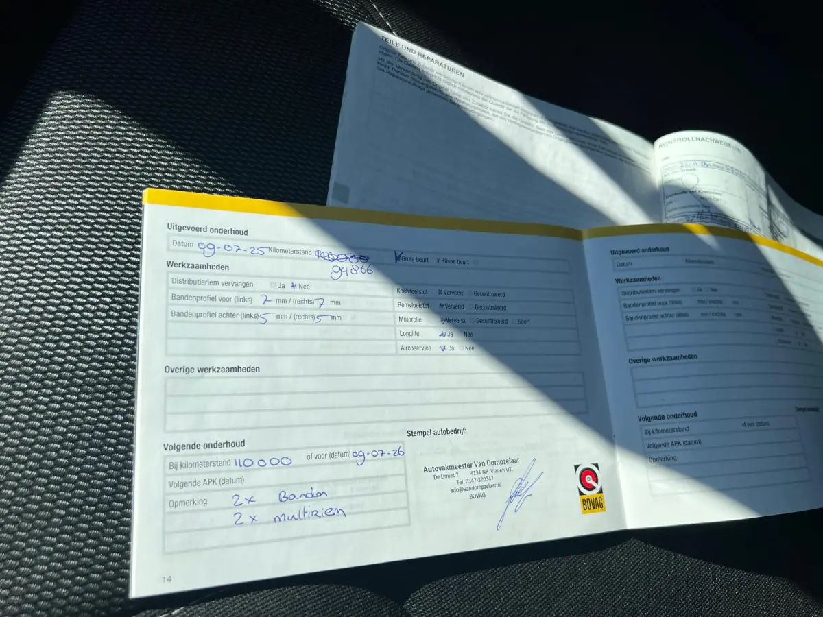 1.2 16V / 5-DEURS / NAVI / AIRCO /