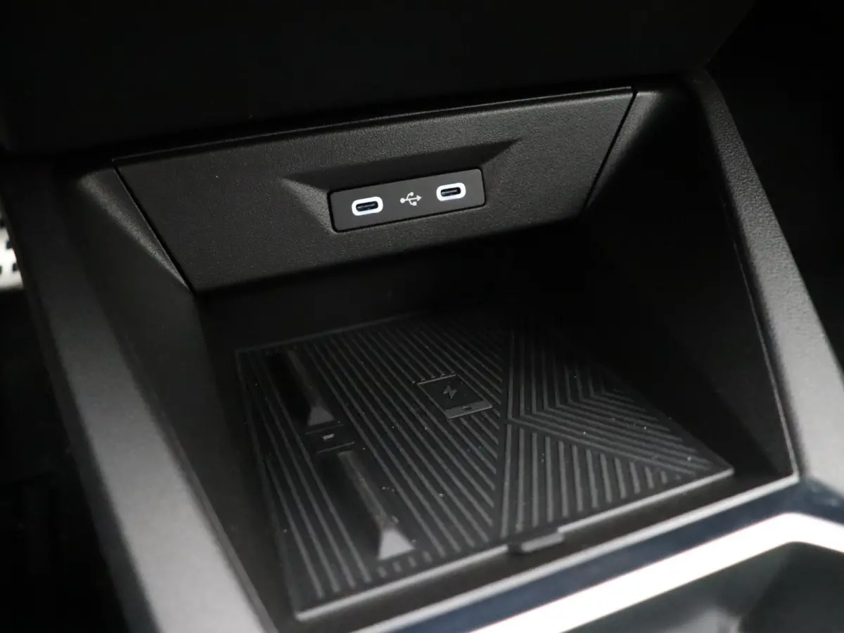 Hybrid 160pk Esprit Alpine | Harman Kardon | Stoelverwarming | Stuurwielverwarming |