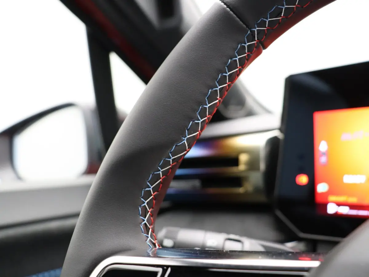 Hybrid 160pk Esprit Alpine | Harman Kardon | Stoelverwarming | Stuurwielverwarming |