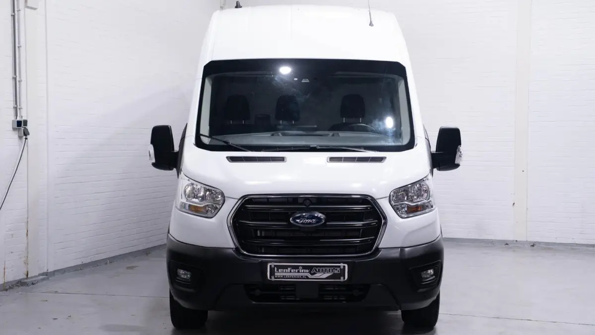 2.0 TDCI 130 pk L3H3 Trend Navi, Camera, DAB+ Dodehoek Assist, Laadruimte Pakket, PDC V+A, Hoog Dak, 3-Zits