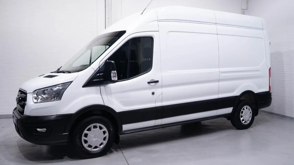2.0 TDCI 130 pk L3H3 Trend Navi, Camera, DAB+ Dodehoek Assist, Laadruimte Pakket, PDC V+A, Hoog Dak, 3-Zits