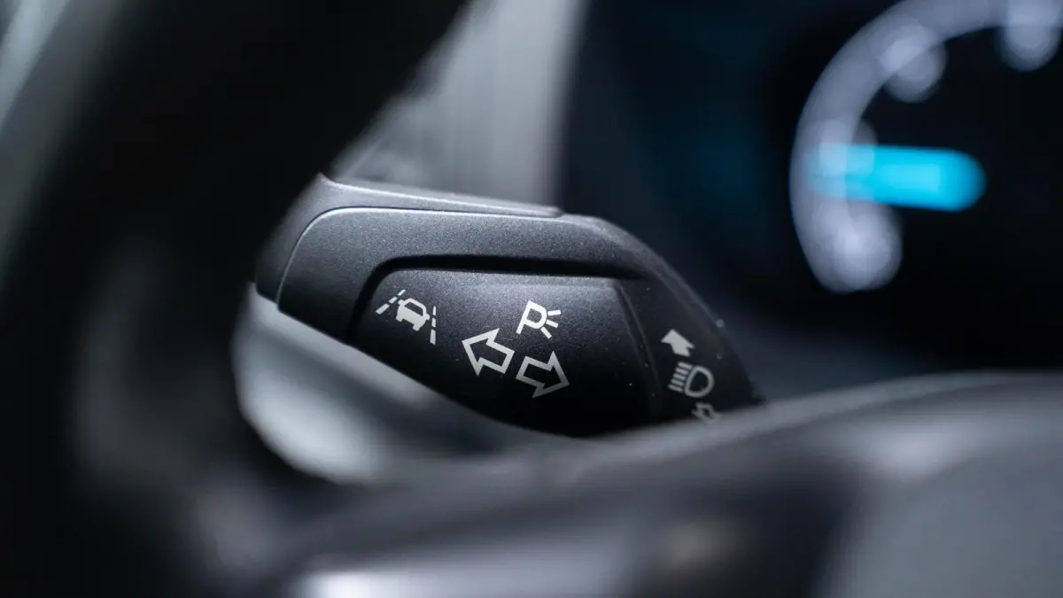 2.0 TDCI 130 pk L3H3 Trend Navi, Camera, DAB+ Dodehoek Assist, Laadruimte Pakket, PDC V+A, Hoog Dak, 3-Zits