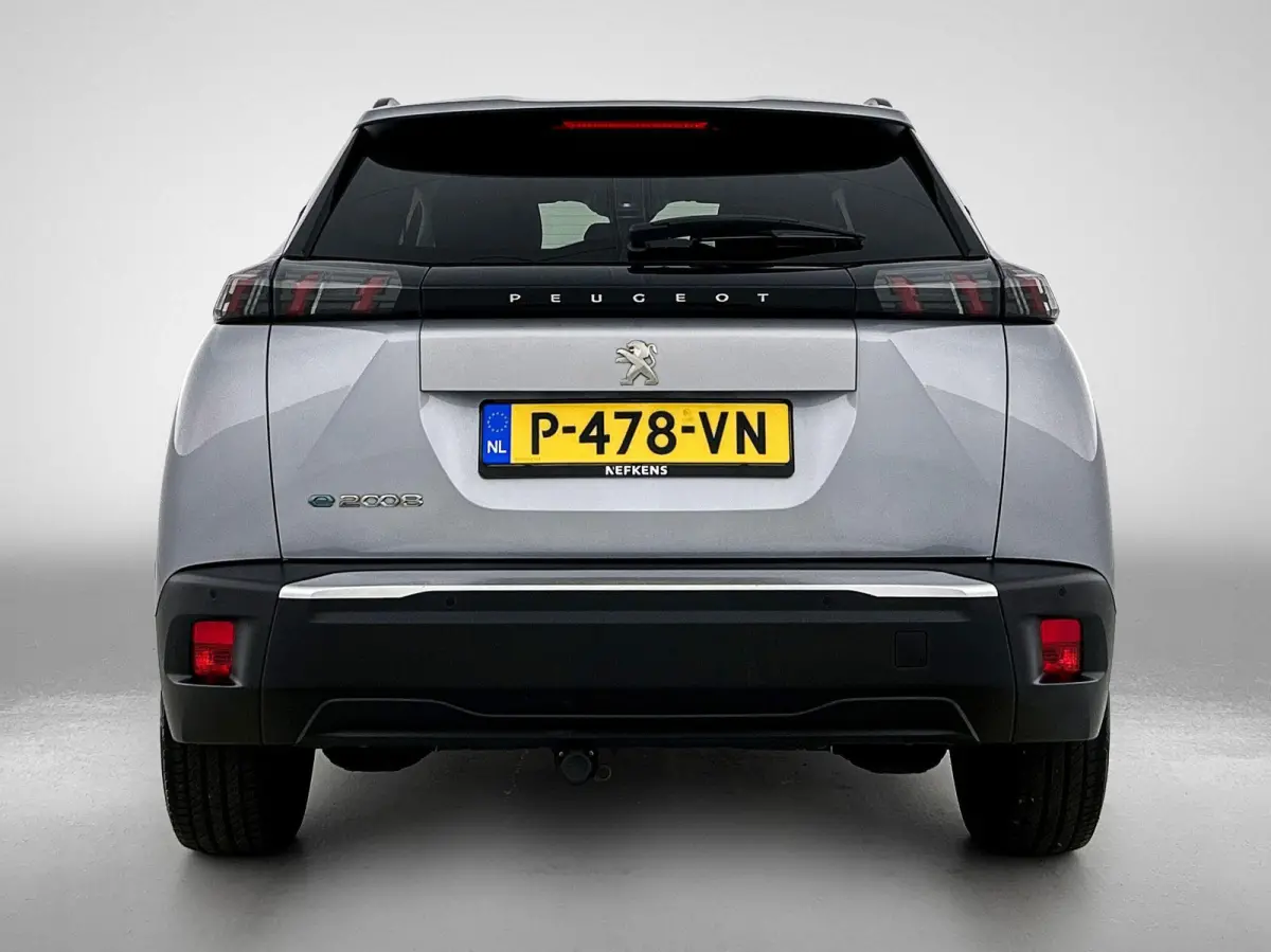 SUV EV Allure 50 kWh 136pk | Accu 93% | Navigatie | Climate Control | Cruise Control | Parkeersensoren | Keyless | Bluetooth | Apple CarPlay / Android Auto | DAB+ radio | Elektrisch inklapba