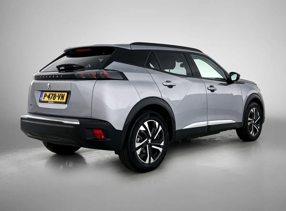 SUV EV Allure 50 kWh 136pk | Accu 93% | Navigatie | Climate Control | Cruise Control | Parkeersensoren | Keyless | Bluetooth | Apple CarPlay / Android Auto | DAB+ radio | Elektrisch inklapba