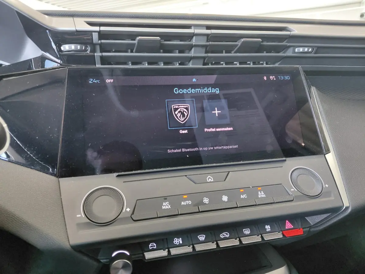 1.2 PureTech Active Pack Business | Apple Carplay/Android Auto | Climate control | Parkeersensoren