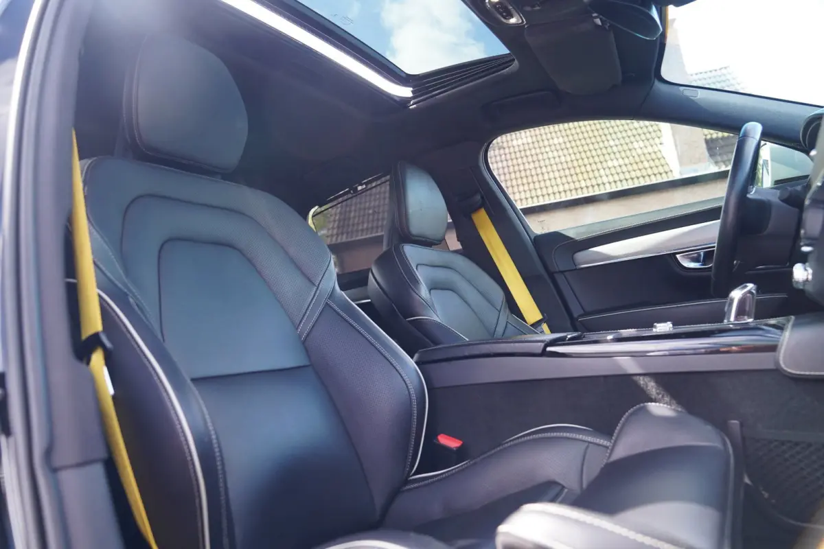 2.0 T8 AWD R-design | VOSSEN Velgen | Schuifdak | LED | 360 cam | Apple carplay | Luxe Leder | Bowers&Wilkins | HuD