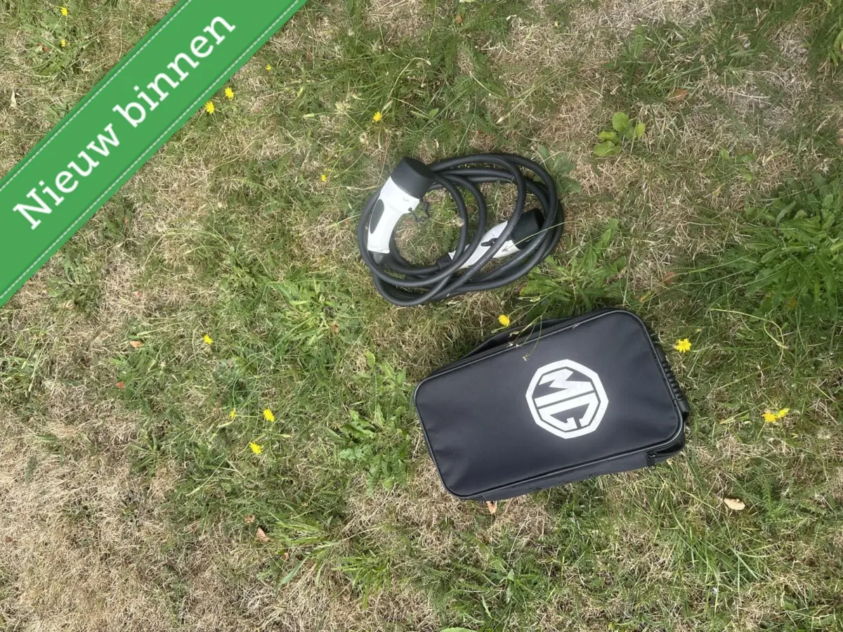 1.5 TGDI Luxury Plug In Hybrid PANORAMADAK/LEDER/DODE HOEK DET./VOL!/ETC.!