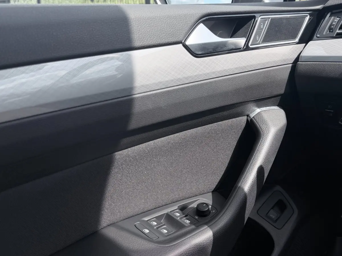 1.5 TSI Business | Carplay | PDC | Camera |