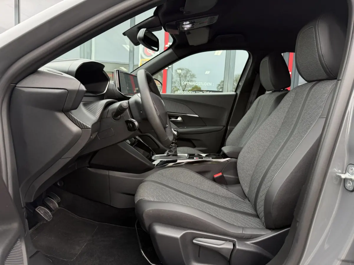 1.2 PureTech 100PK Allure | Carplay | Cruise | PDC