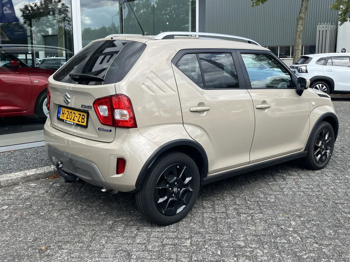 1.2 Smart Hybrid Select | Trekhaak | Navigatie | Camera | Stoelverwarming | etc. etc.