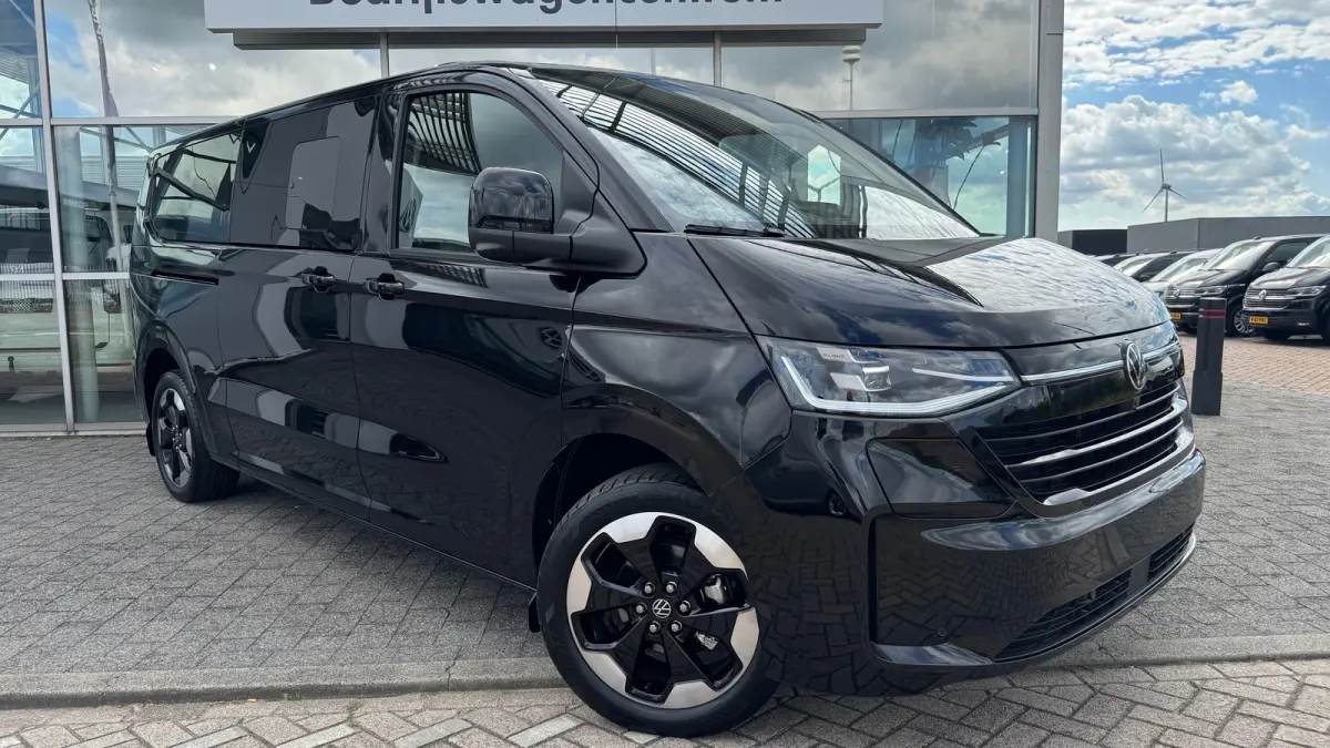 Caravelle 8 persoons Style 218PK/160kW 64 kWh | Achteruitrijcamera | Airco (automatisch) | Airco separaat achter