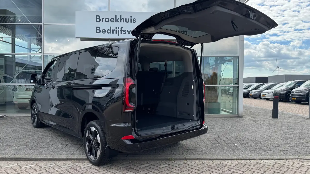 Caravelle 8 persoons Style 218PK/160kW 64 kWh | Achteruitrijcamera | Airco (automatisch) | Airco separaat achter