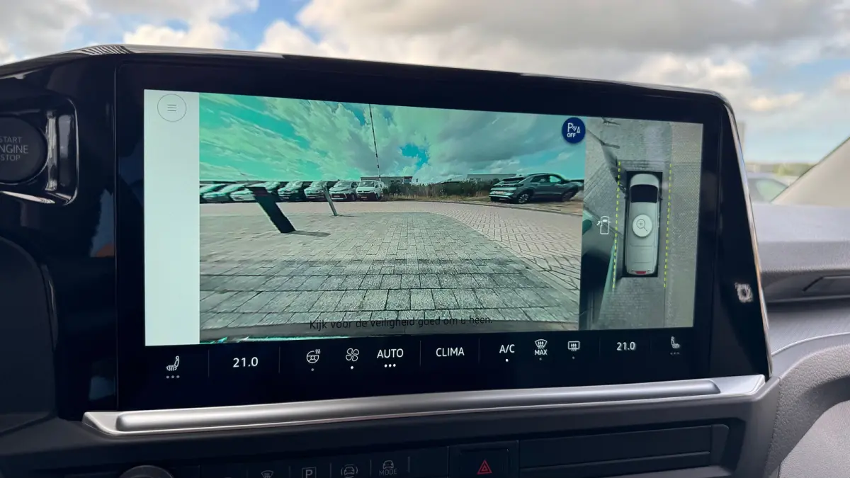 Caravelle 8 persoons Style 218PK/160kW 64 kWh | Achteruitrijcamera | Airco (automatisch) | Airco separaat achter