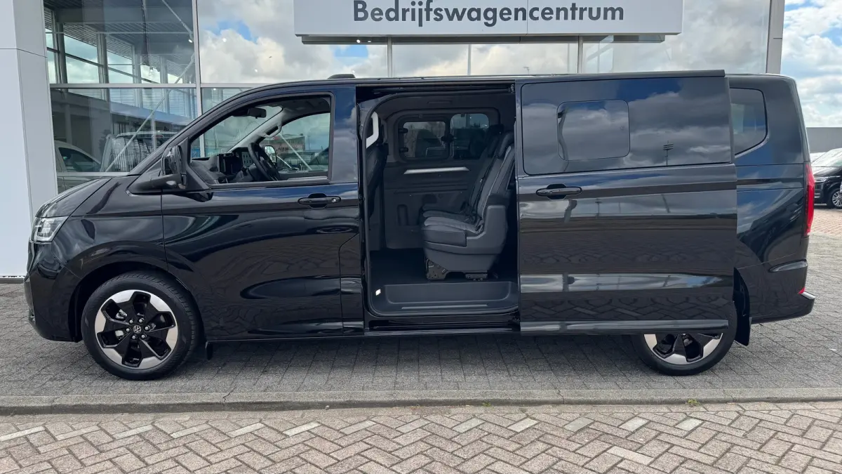 Caravelle 8 persoons Style 218PK/160kW 64 kWh | Achteruitrijcamera | Airco (automatisch) | Airco separaat achter