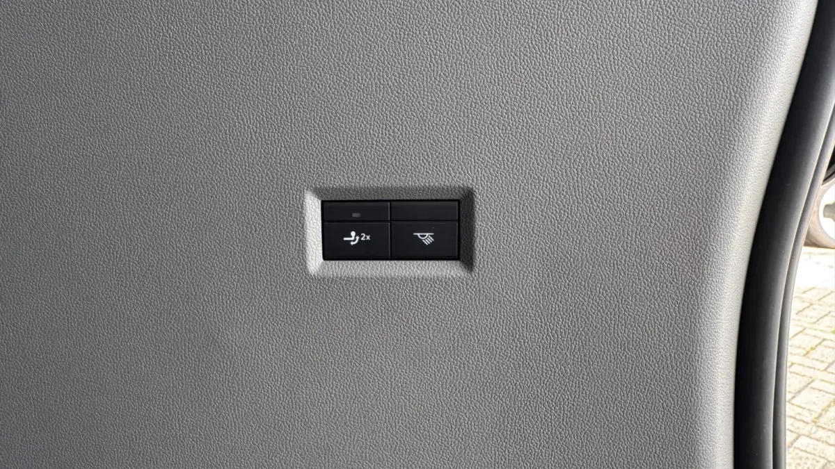 Caravelle 8 persoons Style 218PK/160kW 64 kWh | Achteruitrijcamera | Airco (automatisch) | Airco separaat achter