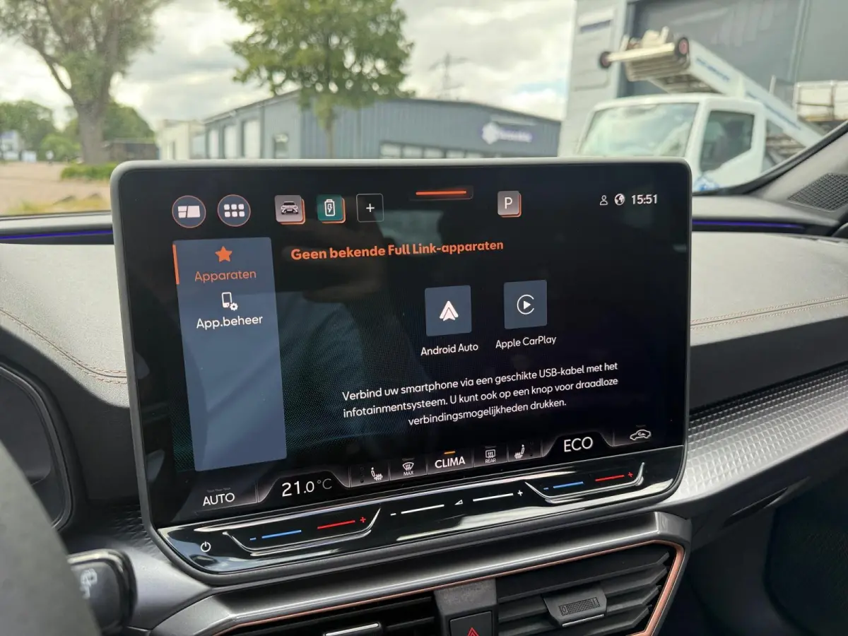 1.5 TSI e-Hybrid Business Afneembare trekhaak | panorama dak | stoel/stuur verwarming | Carplay |