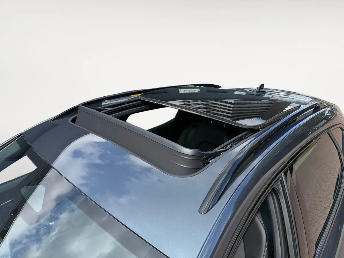 1.5 TSI e-Hybrid Business Afneembare trekhaak | panorama dak | stoel/stuur verwarming | Carplay |