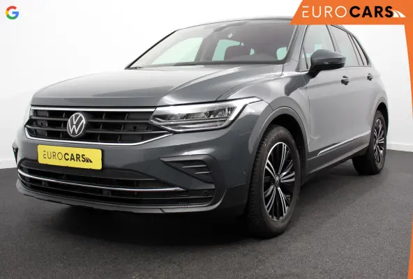 1.5 TSI DSG Active Navigatie App connect Wireless Adaptieve Cruise Control Travel Assist Parkeersensoren Camera Park Assist Stoel- en stuurverwarming Elektrische achterklep Virtual Cockpit
