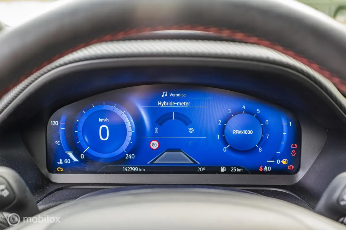1.0 EcoBoost ST-Line X