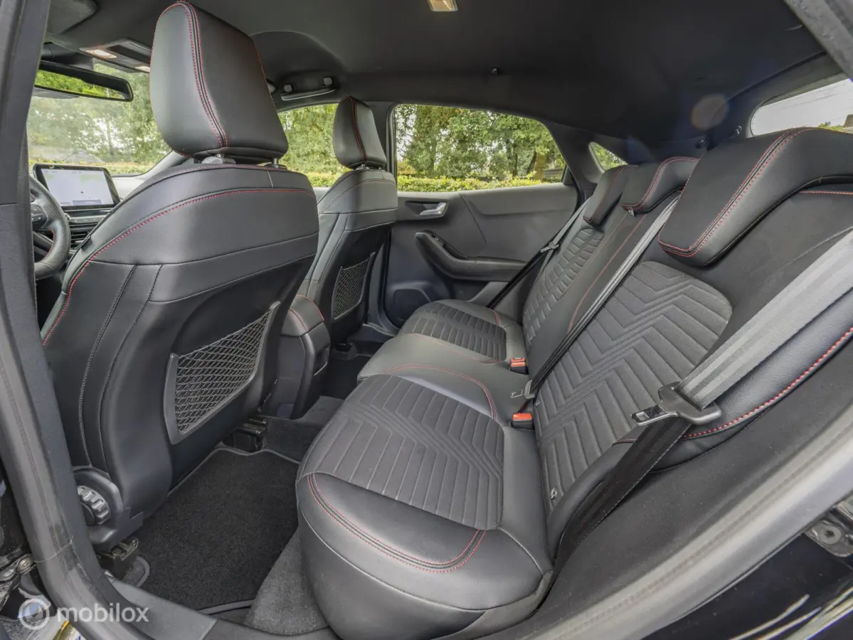 1.0 EcoBoost ST-Line X