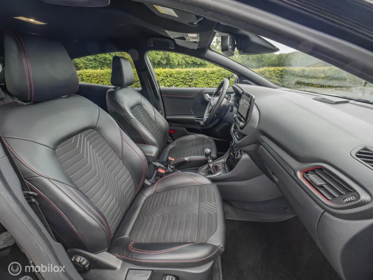 1.0 EcoBoost ST-Line X