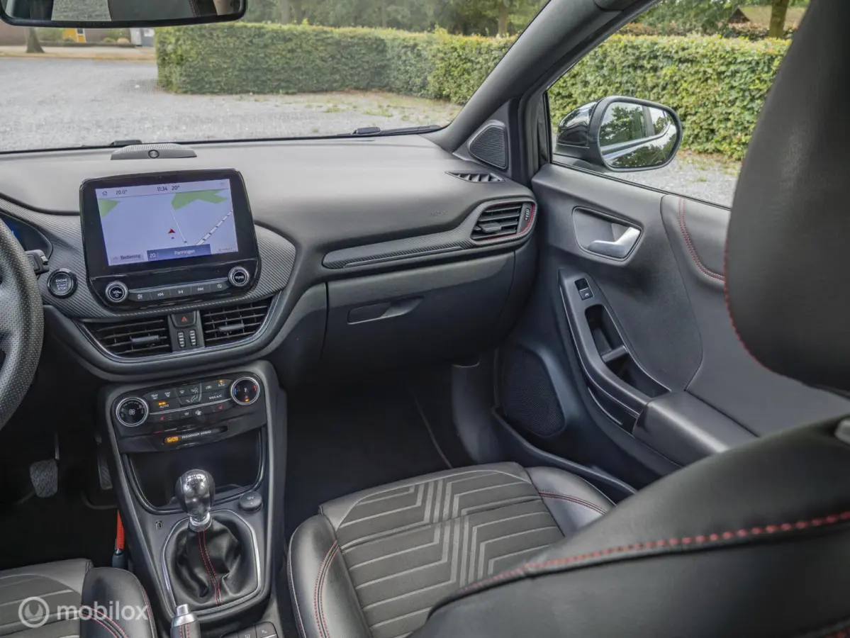 1.0 EcoBoost ST-Line X